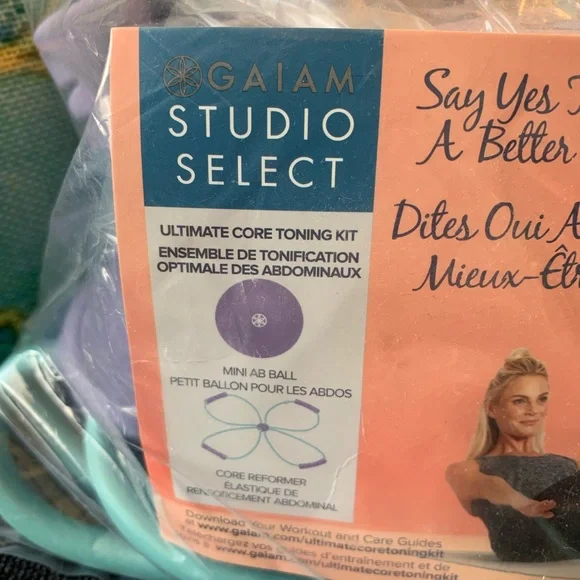 Studio Select Ultimate Core Toning Kit - Picture 2 of 5